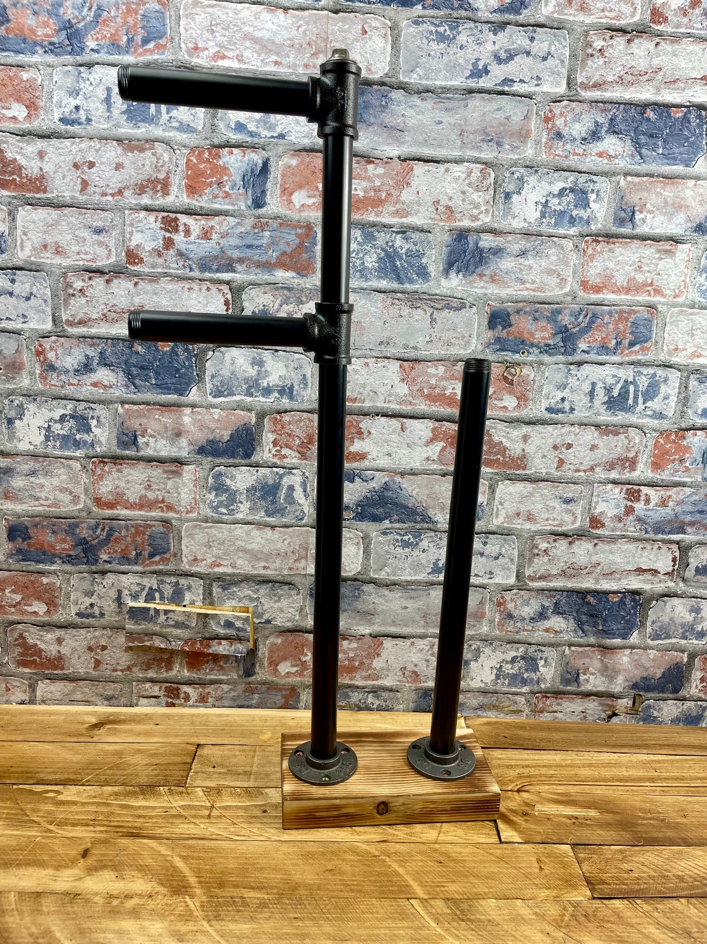 Pipework Steel Free Standing Double Toilet Roll Holder & Storage