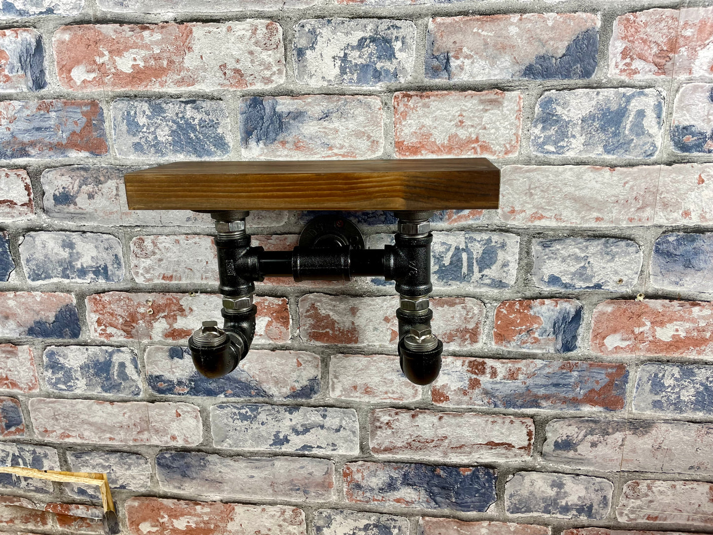Industrial Style Metal Pipework Coat Hooks Set With Shelf
Chunky and super sturdy, these metal coat hook sets come fully built and ready to attach to your wall. Perfect from coats, scarves, hats, keys and more.
