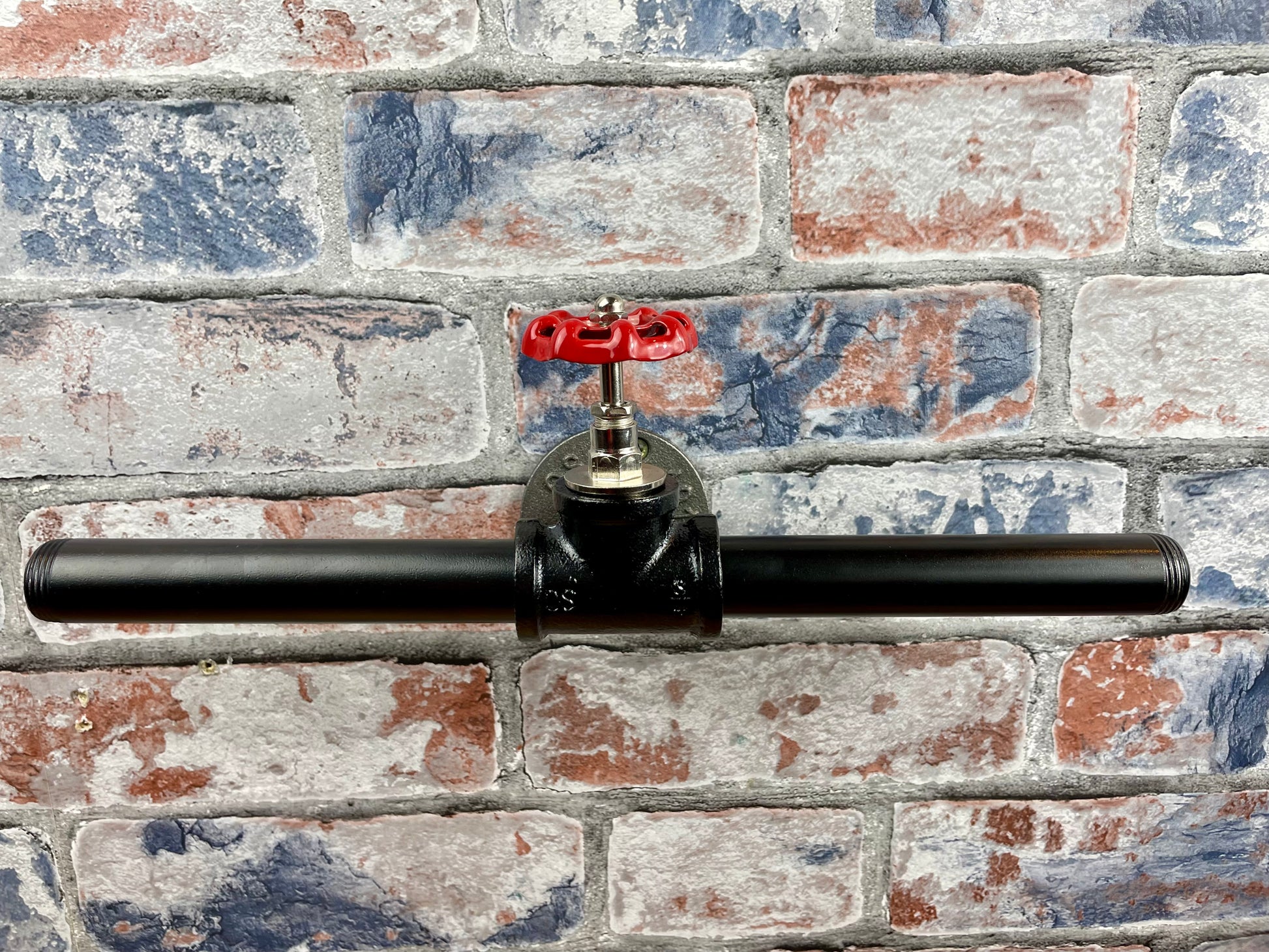 Industrial Style Pipework Double Toilet Roll Holder With Valve

Made to order industrial style metal pipework double toilet roll holder in a choice of colours. Handmade by Splintered Furniture