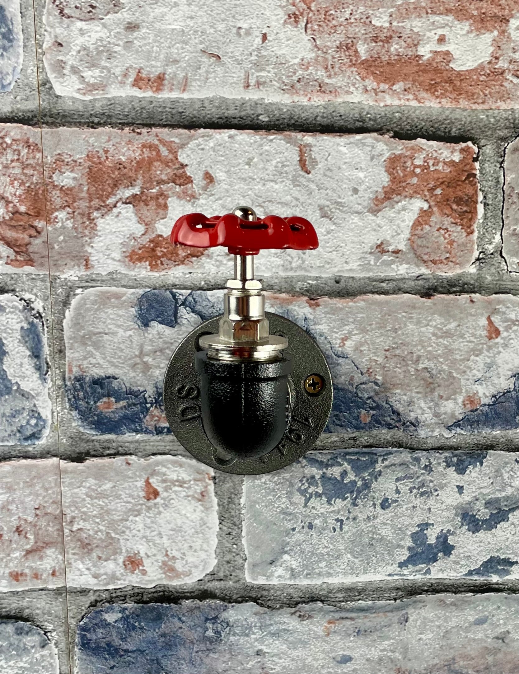 Industrial Style Metal Pipework Coat Hooks

Chunky and super sturdy, these metal coat hooks come fully built and ready to attach to your wall. Free UK delivery by Fandomonium